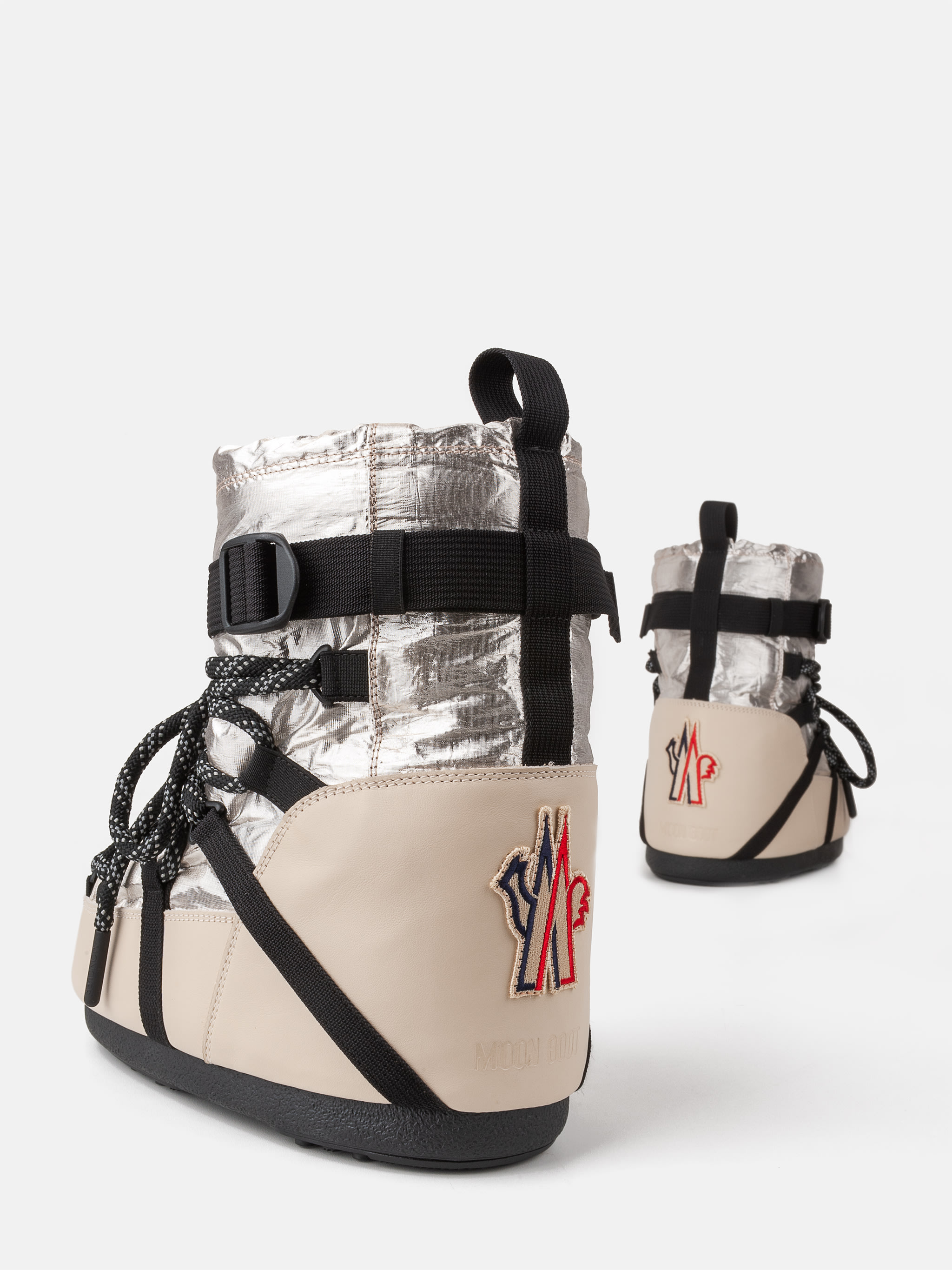 MOON BOOT X MONCLER GRENOBLE ICON LOW PALE GOLD STIVALI