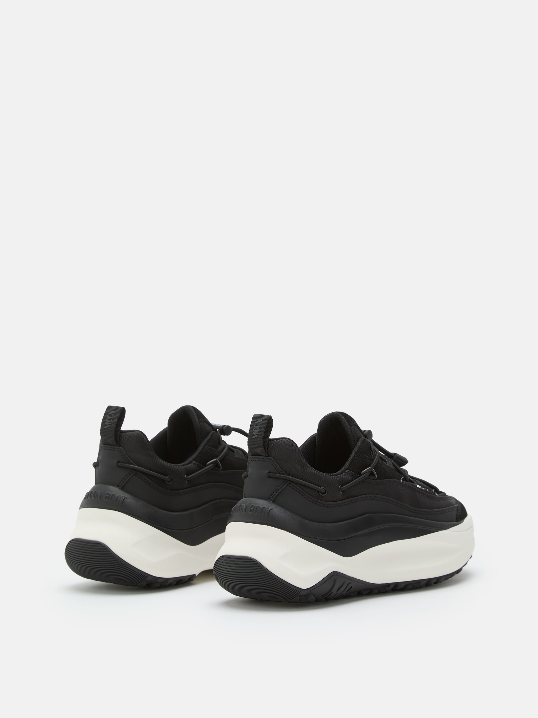 MOON247 XLACE SCARPE BIANCHE E NERE
