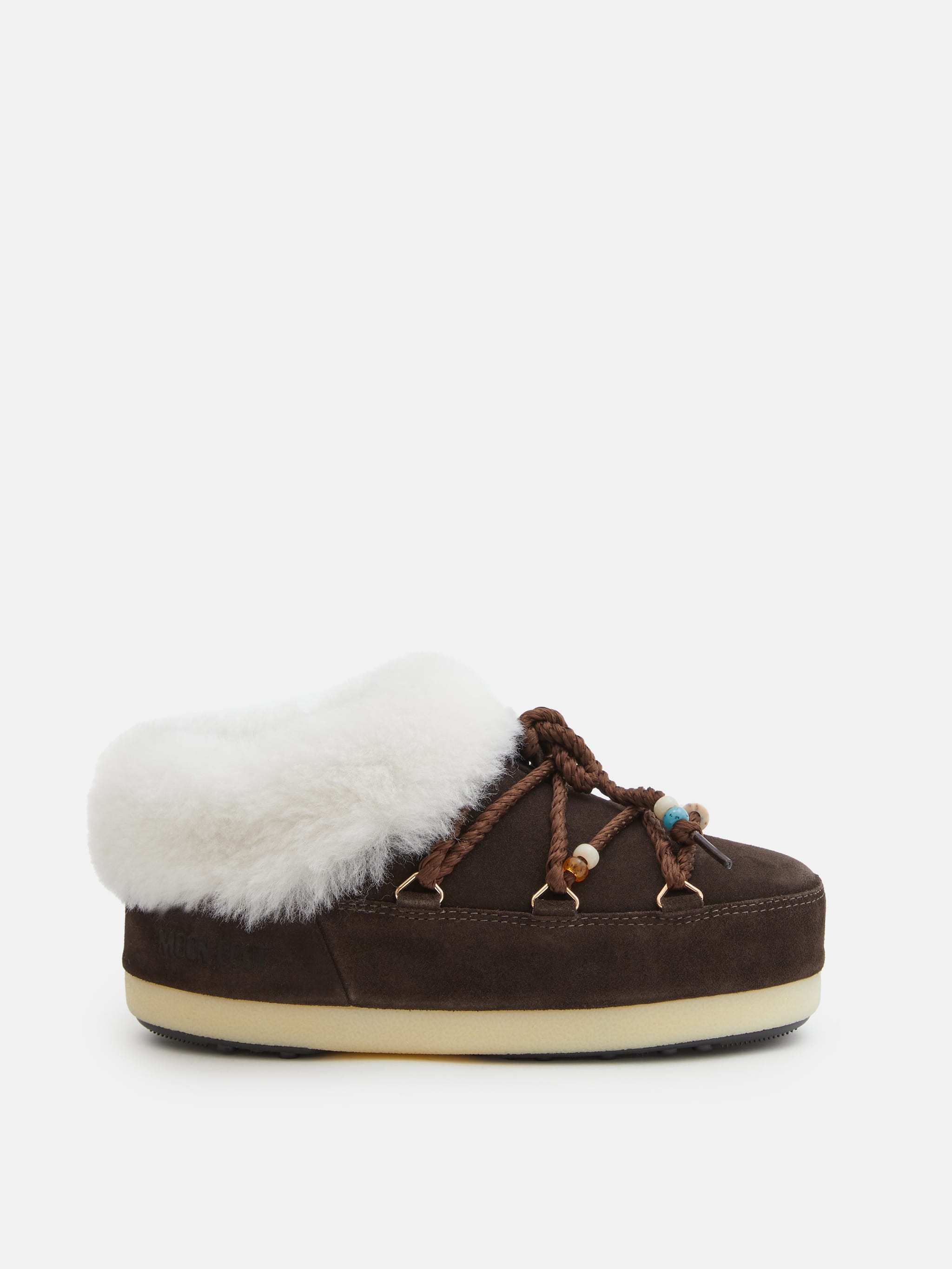 MULE IN SUEDE CON BORSE COLOR BRONZO