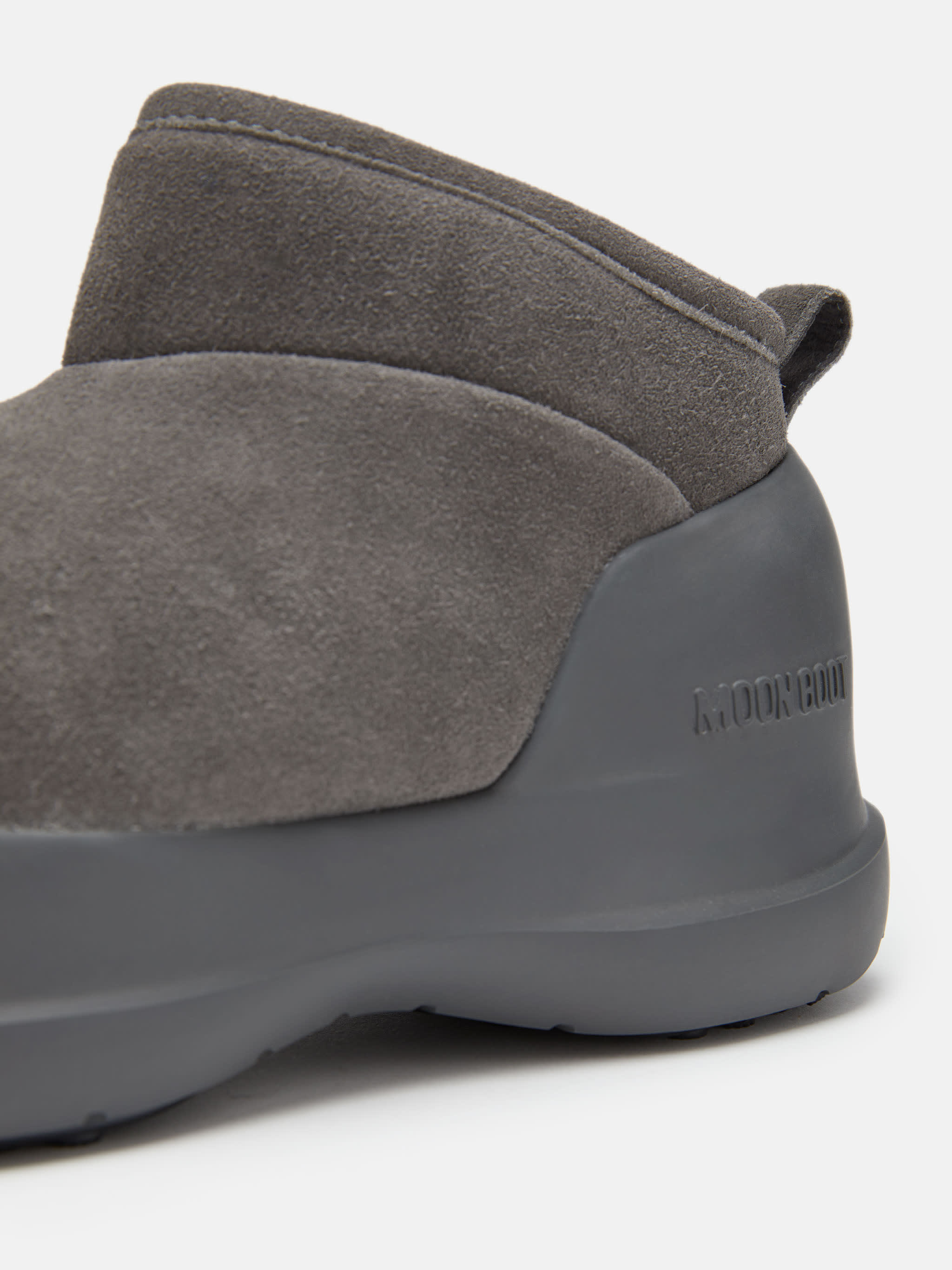 STIVALI BASSI IN SUEDE ANTRACITE MEZZALUNA